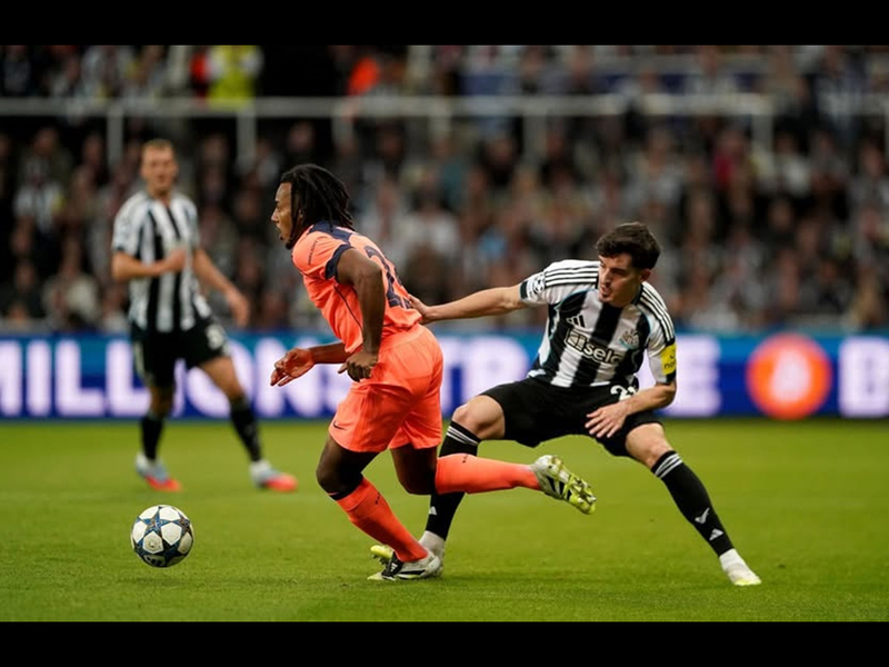 Newcastle United vs Barcelona - Đẳng cấp của Blaugrana